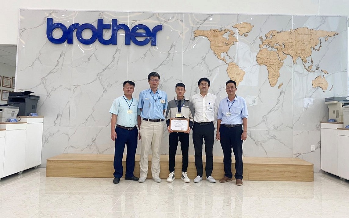 Trường Đại học Sao Đỏ: Tăng cường hợp tác với doanh nghiệp, nâng cao chất lượng nguồn nhân lực Trường Đại học Sao Đỏ: Tăng cường hợp tác với doanh nghiệp, nâng cao chất lượng nguồn nhân lực
