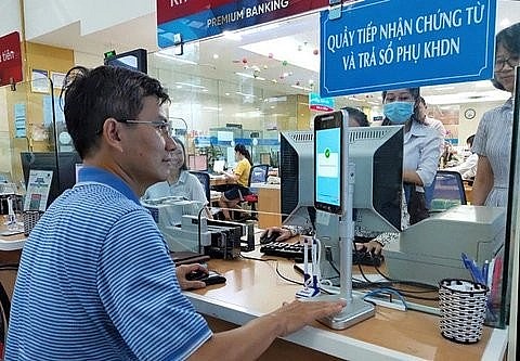 TP. Hồ Chí Minh: Nhiều người gặp khó khi áp dụng xác thực sinh trắc học để chuyển tiền