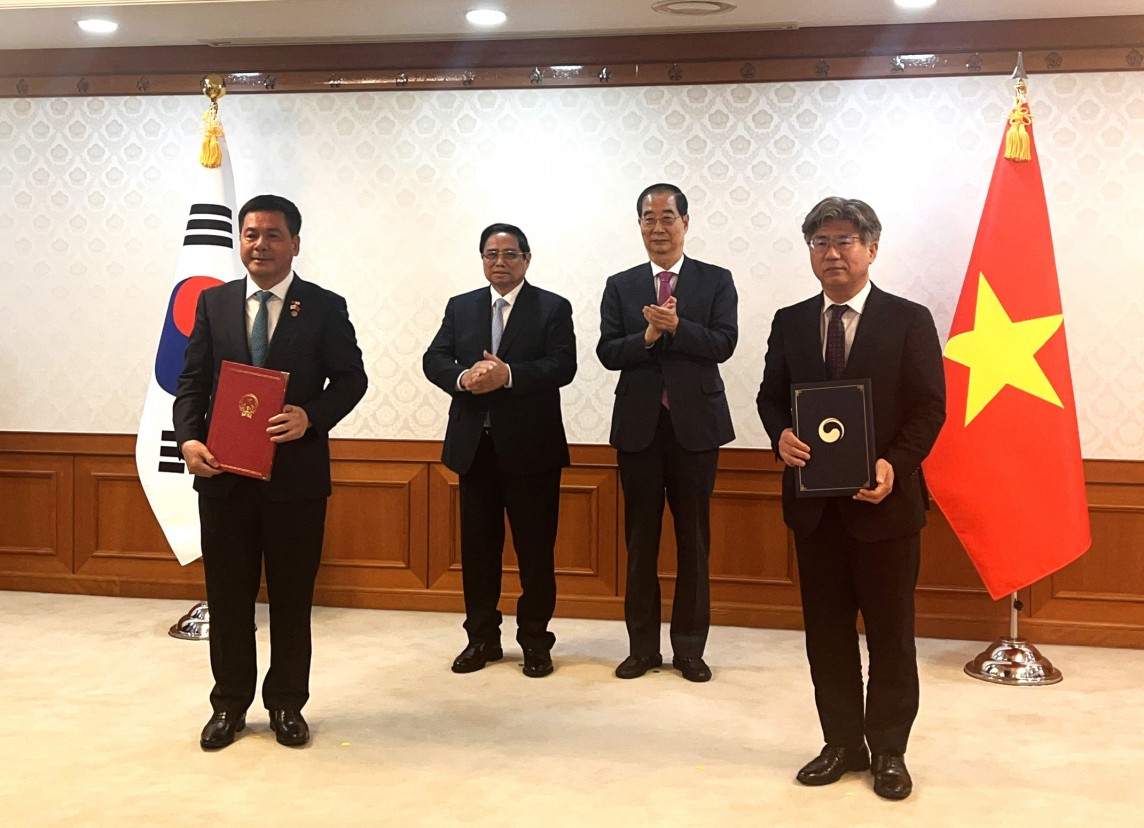 Chùm ảnh: Những hoạt động quan trọng của Bộ trưởng Nguyễn Hồng Diên tại Hàn Quốc Chùm ảnh: Những hoạt động quan trọng của Bộ trưởng Nguyễn Hồng Diên tại Hàn Quốc