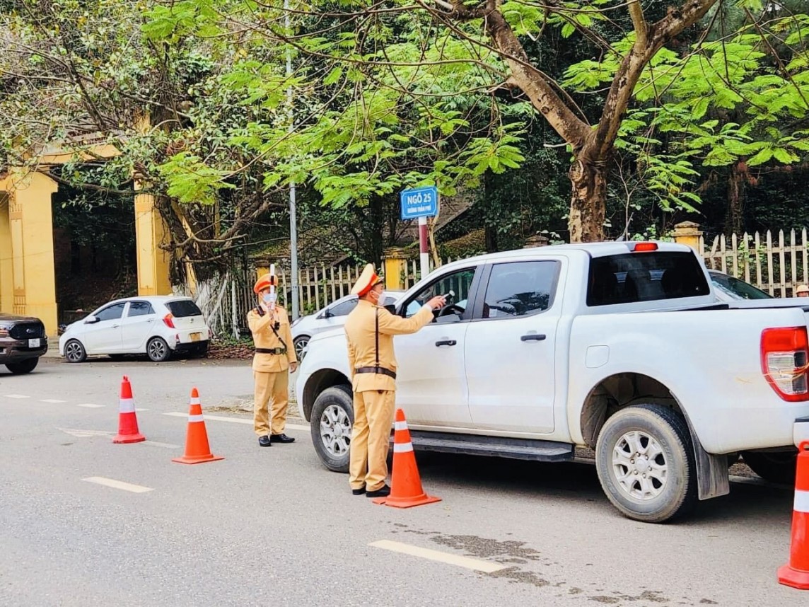 Vĩnh Phúc: Xử phạt hành chính gần 100 cán bộ, đảng viên vi phạm giao thông