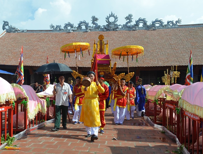 Lễ hội Đình Trà Cổ, Quảng Ninh 30/5 – 6/6, mang đậm nét đặc trưng của người dân ven biển. Ảnh Báo Quảng Ninh