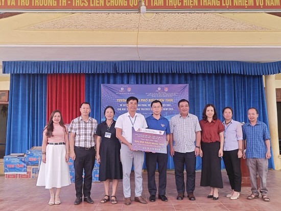 doan thanh nien nganh dien nhieu hoat dong y nghia den voi thieu nhi vung cao
