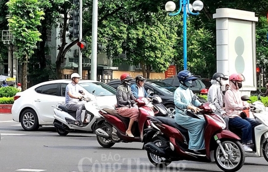 Dự báo thời tiết Hà Nội ngày mai 11/7/2024: Hà Nội duy trì nắng nóng gay gắt, chiều tối có mưa dông