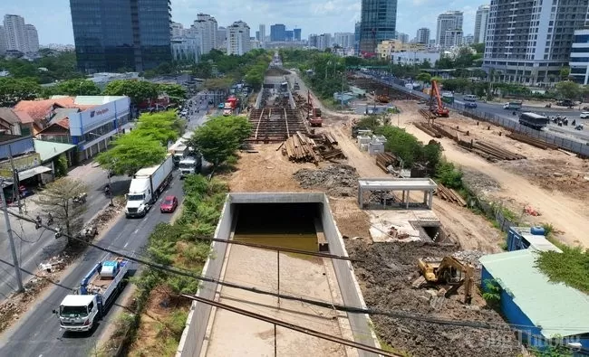 TP. Hồ Chí Minh: Hầm chui Nguyễn Văn Linh - Nguyễn Hữu Thọ liệu có kịp thông xe như dự kiến?