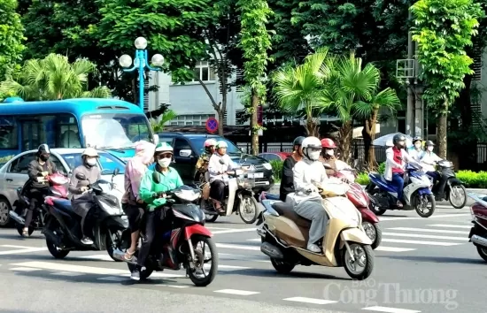 Dự báo thời tiết Hà Nội ngày mai 13/7/2024: Hà Nội nắng nóng, đêm có mưa to