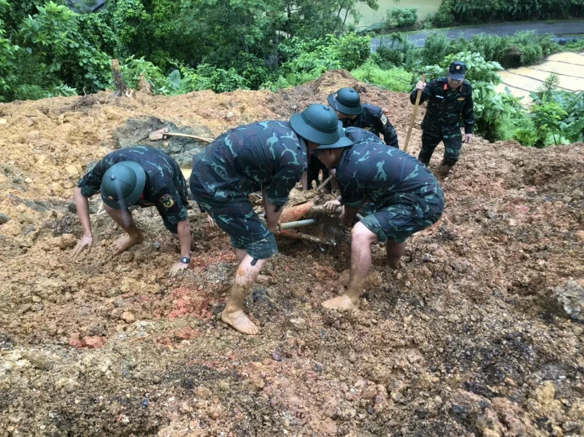 Cập nhật vụ sạt lở đất ở Hà Giang: 15 người thương vong, huy động 500 người tham gia tìm kiếm