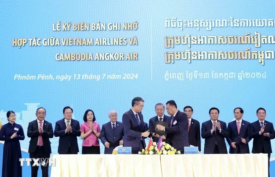 Chủ tịch nước Tô Lâm dự Lễ khai trương đường bay Hà Nội - Phnom Penh