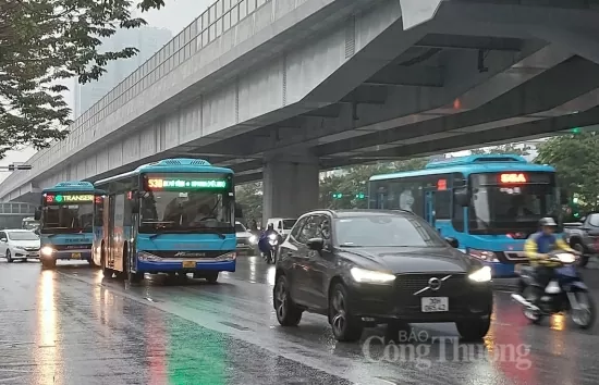 Dự báo thời tiết Hà Nội ngày mai 15/7/2024: Hà Nội có mưa dông lớn