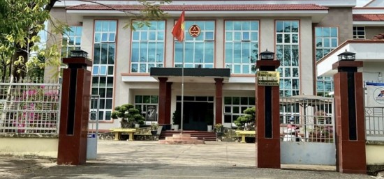 binh phuoc tam hoan xuat canh 5 giam doc do no thue khoang 23 ty dong