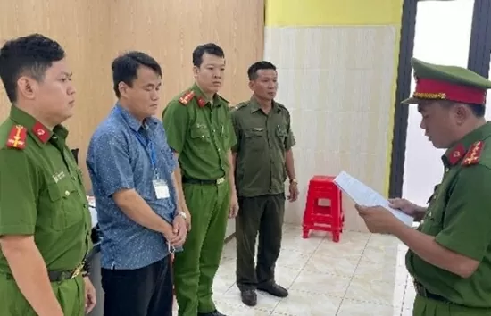 Bắt thêm 1 đăng kiểm viên Trung tâm đăng kiểm xe cơ giới Đồng Nai