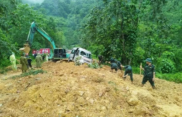 Chủ tịch nước gửi lời hỏi thăm, chia buồn với gia đình và nạn nhân vụ sạt lở đất ở Hà Giang