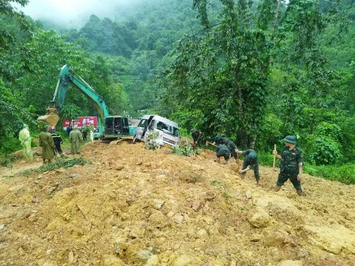 Sạt lở đất ở Hà Giang