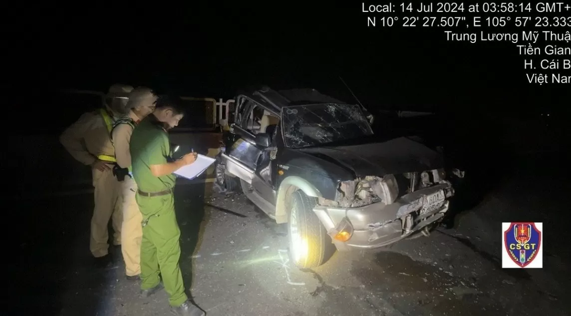 Hiện trường vụ TNGT xảy ra đêm ngày 13/7, tại Km91, tuyến cao tốc Trung Lương - Mỹ Thuận. Ảnh: CACC