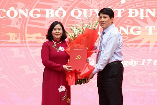 ba bui thi minh hoai duoc phan cong giu chuc bi thu thanh uy ha noi