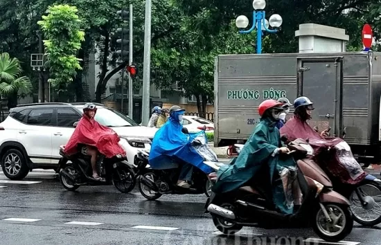 Thời tiết Hà Nội ngày mai 19/7/2024: Hà Nội mưa rào và dông kéo dài