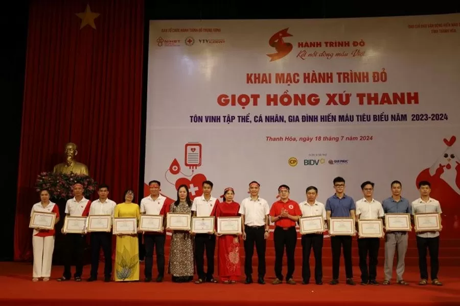 Thanh Hóa: Khai mạc “Hành trình đỏ - Kết nối dòng máu Việt”