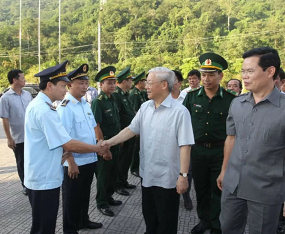 Tổng Bí thư Nguyễn Phú Trọng thăm, động viên các lực lượng tại khu kinh tế cửa khẩu Thanh Thủy/ BĐBP tỉnh Hà Giang