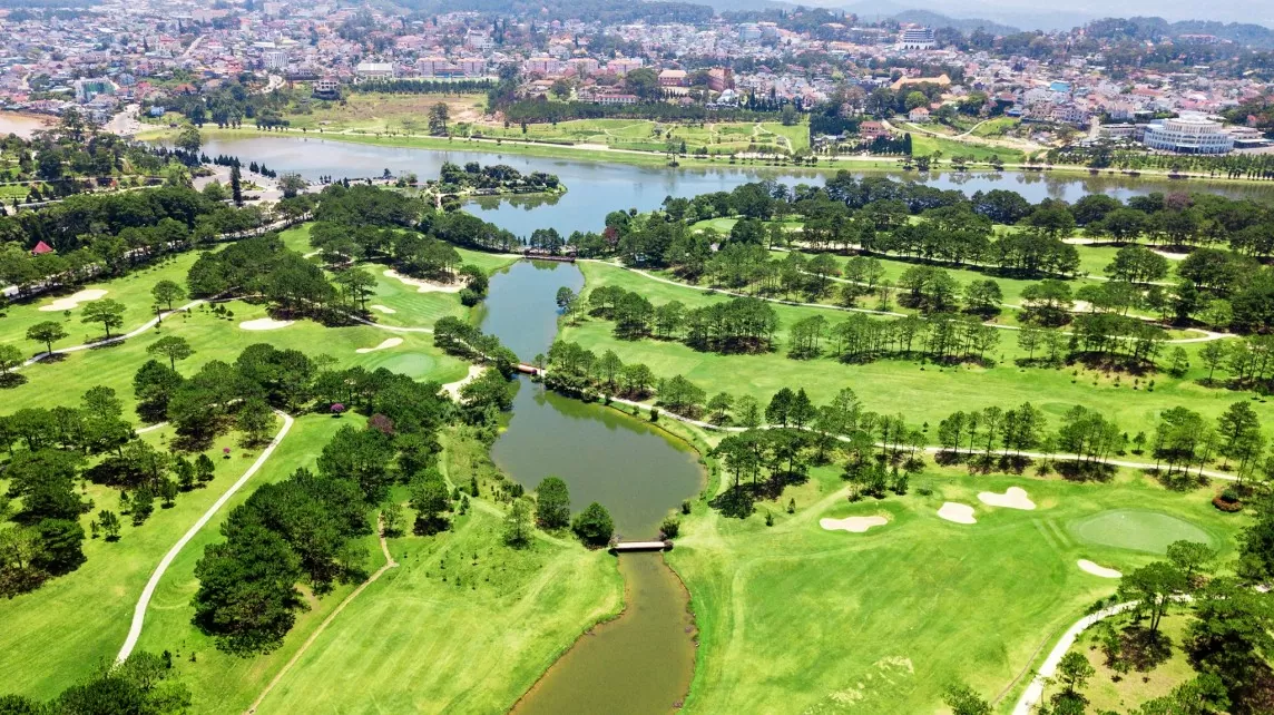 Lâm Đồng: Xử lý số tiền phạt về đất đai đối với chủ đầu tư sân Golf Đà Lạt ra sao?