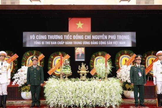 quoc tang tong bi thu nguyen phu trong le vieng tai thanh pho ho chi minh