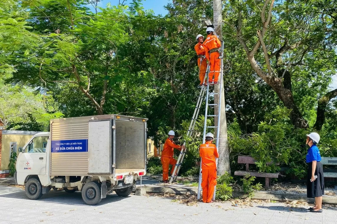 PC Thừa Thiên Huế: Khánh thành công trình thanh niên ''Ánh sáng tri ân''