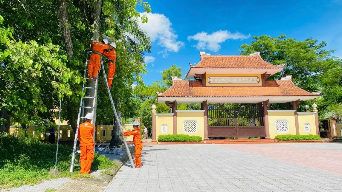 PC Thừa Thiên Huế: Khánh thành công trình thanh niên ''Ánh sáng tri ân''