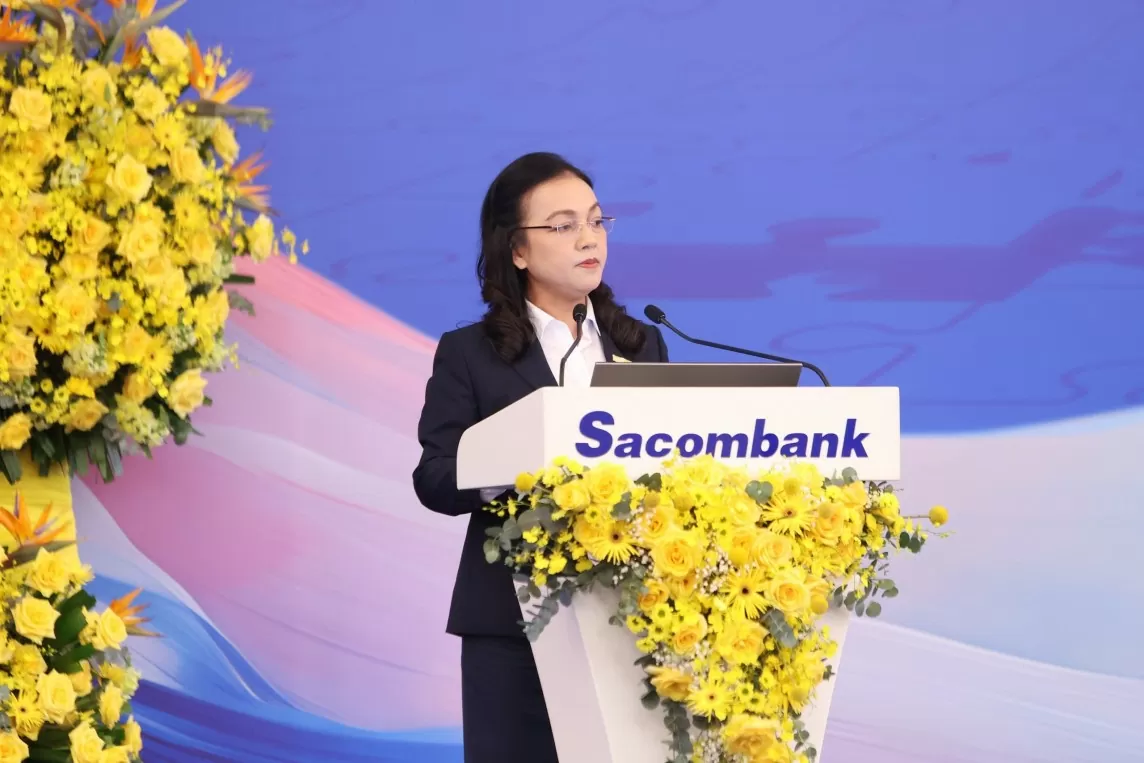 Bí ẩn mức lương Tổng giám đốc Sacombank của bà Nguyễn Đức Thạch Diễm?