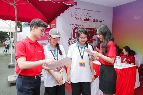 agribank danh 26 ty dong tang tan sinh vien 2024