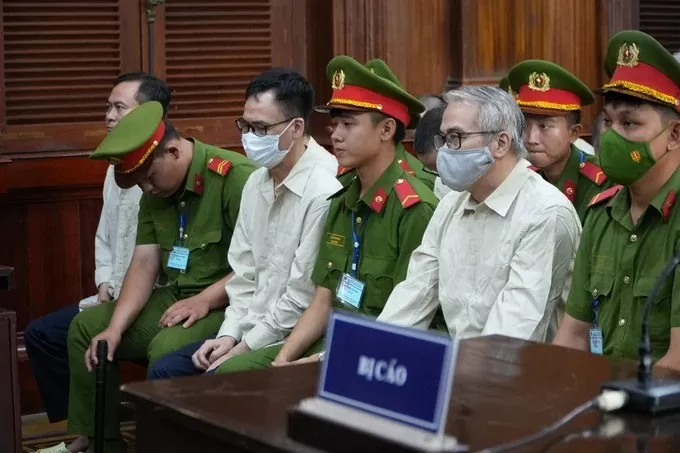 Các bị cáo tại phiên toà ngày 22/7 (Ảnh: HOÀNG HÙNG)