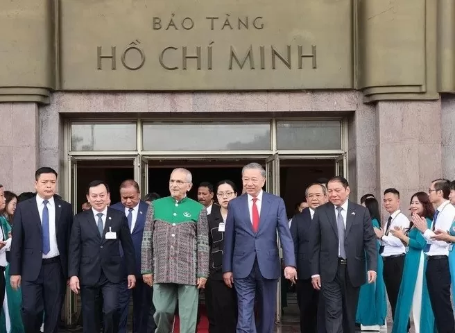 Chủ tịch nước Tô Lâm cùng Tổng thống Timor-Leste thăm Bảo tàng Hồ Chí Minh