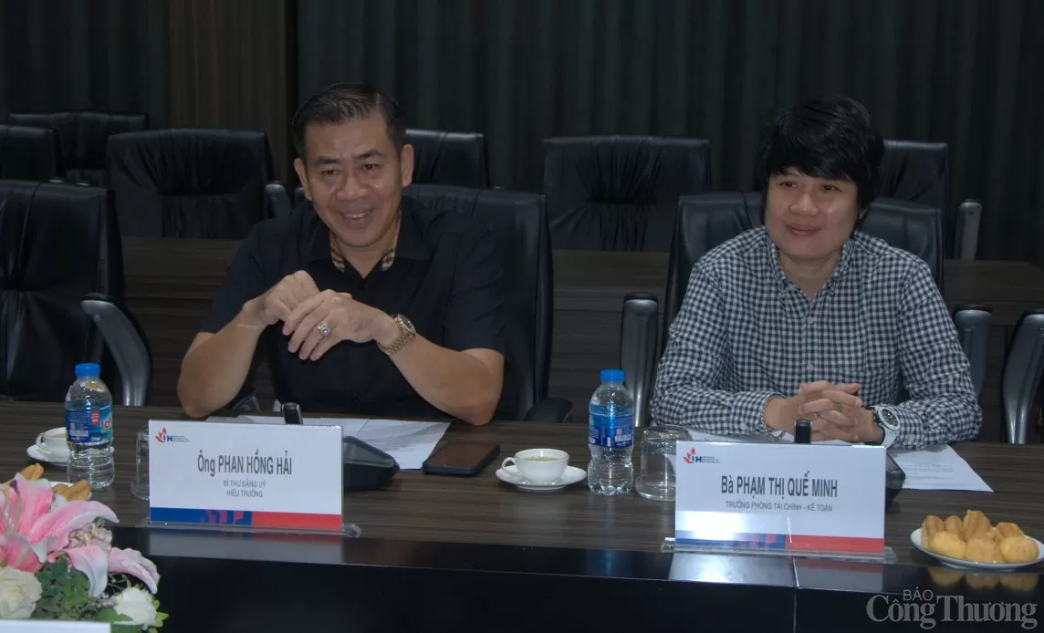 Thứ trưởng Phan Thị Thắng làm việc với Đại học Công nghiệp TP. Hồ Chí Minh về tài chính, đầu tư công