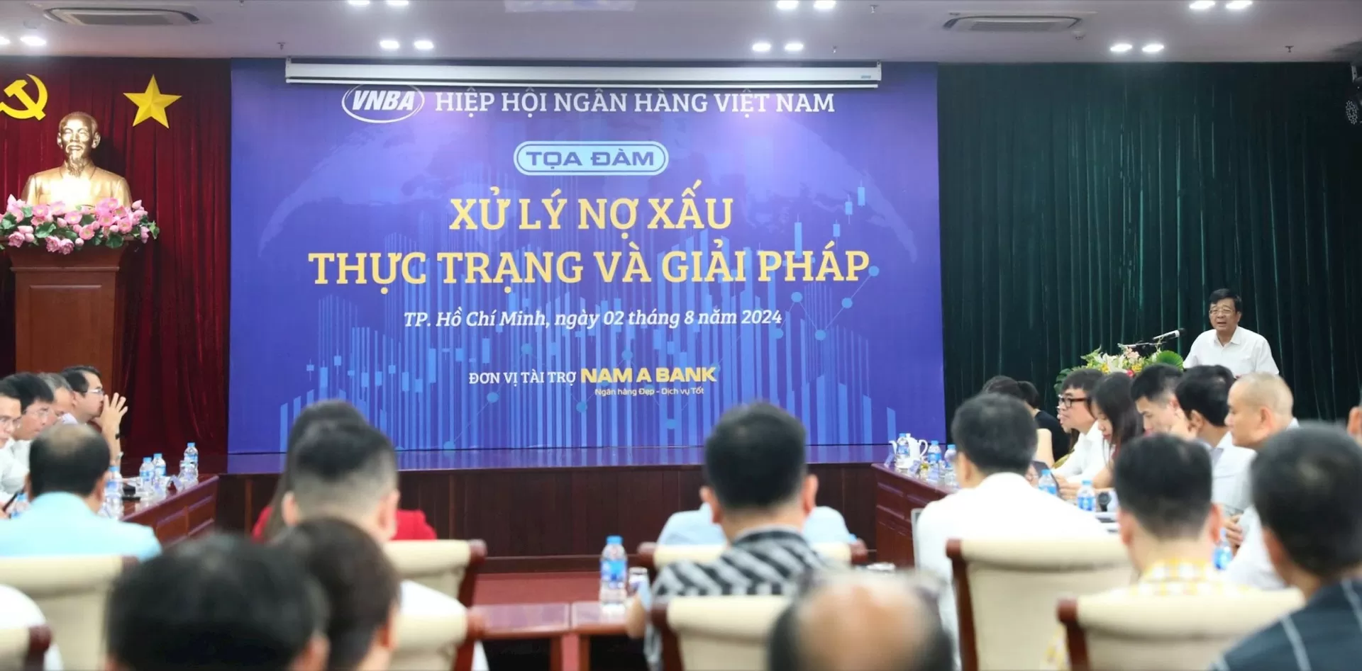 ‘Cục máu đông’ nợ xấu tiếp tục phình to, ngân hàng ‘oằn mình’ chống đỡ