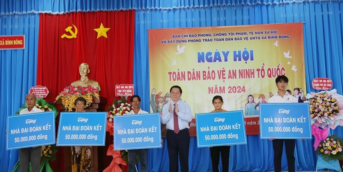 Trưởng Ban Tuyên giáo Trung ương dự Ngày hội Toàn dân bảo vệ an ninh Tổ quốc tại Tiền Giang