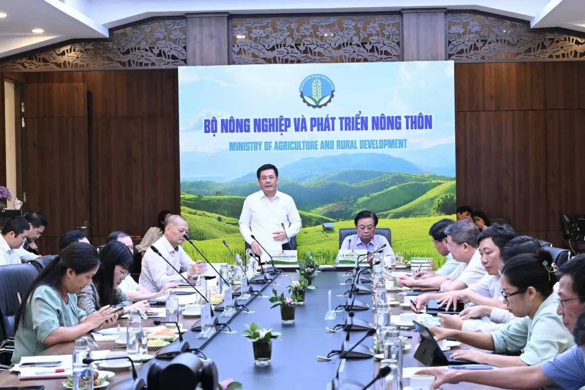 Bộ trưởng Nguyễn Hồng Diên: Doanh nghiệp chưa tạo được thương hiệu gạo Việt trong lòng người tiêu dùng quốc tế