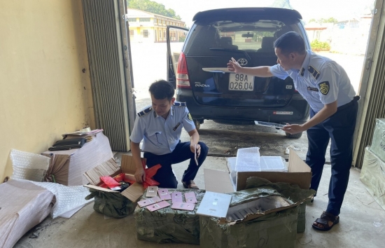 lang son phat hien thu giu 147 may tinh bang dien thoai di dong nhap lau