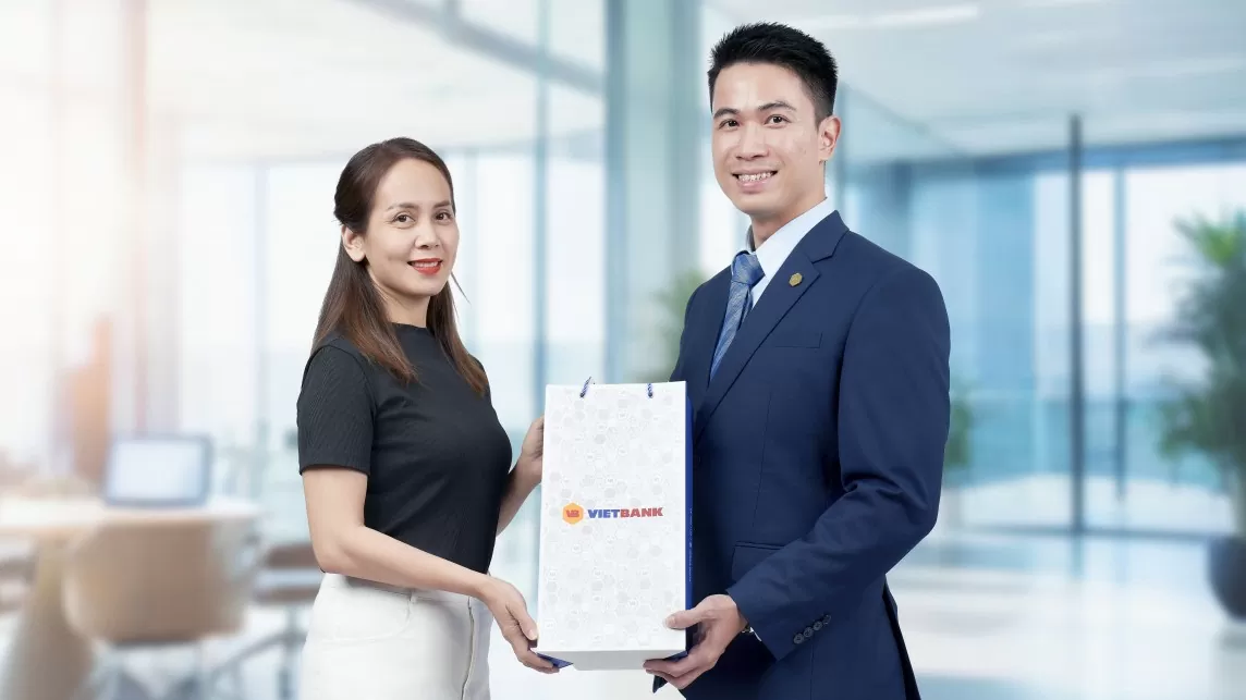 Vietbank ra mắt chương trình khuyến mãi 'quà tặng tiền tỷ- chào thu hết ý'