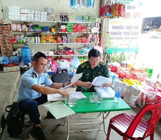 lai chau xu phat ho kinh doanh thuc an chan nuoi khong dang ky va thuoc tru co het han su dung