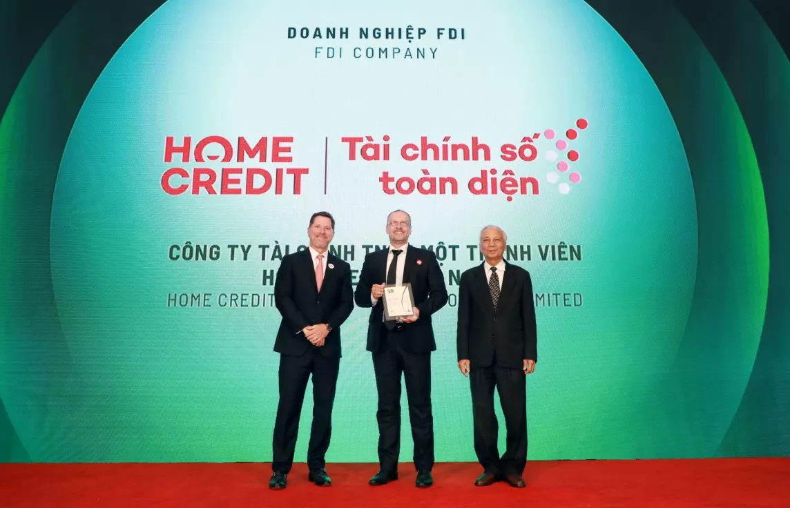 Home Credit được bình chọn trong top 50 doanh nghiệp phát triển bền vững tiêu biểu 2024