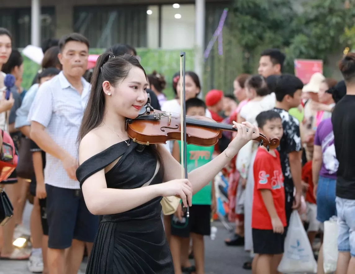 Vĩnh Phúc: 'Bùng nổ' Lễ hội đường phố LaLa Town giữa miền xanh Đại Lải