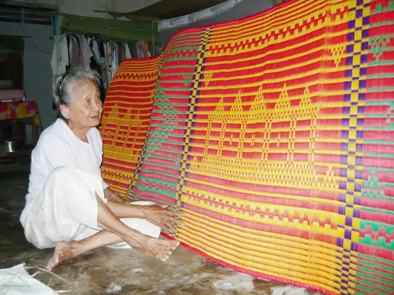 Trà Vinh: Nghề làm chiếu Cà Hom của người Khmer được công nhận Di sản văn hóa phi vật thể quốc gia