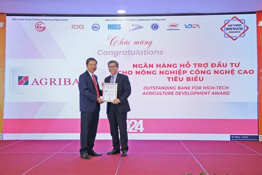 Agribank được vinh danh 3 giải thưởng Ngân hàng Việt Nam tiêu biểu 2024