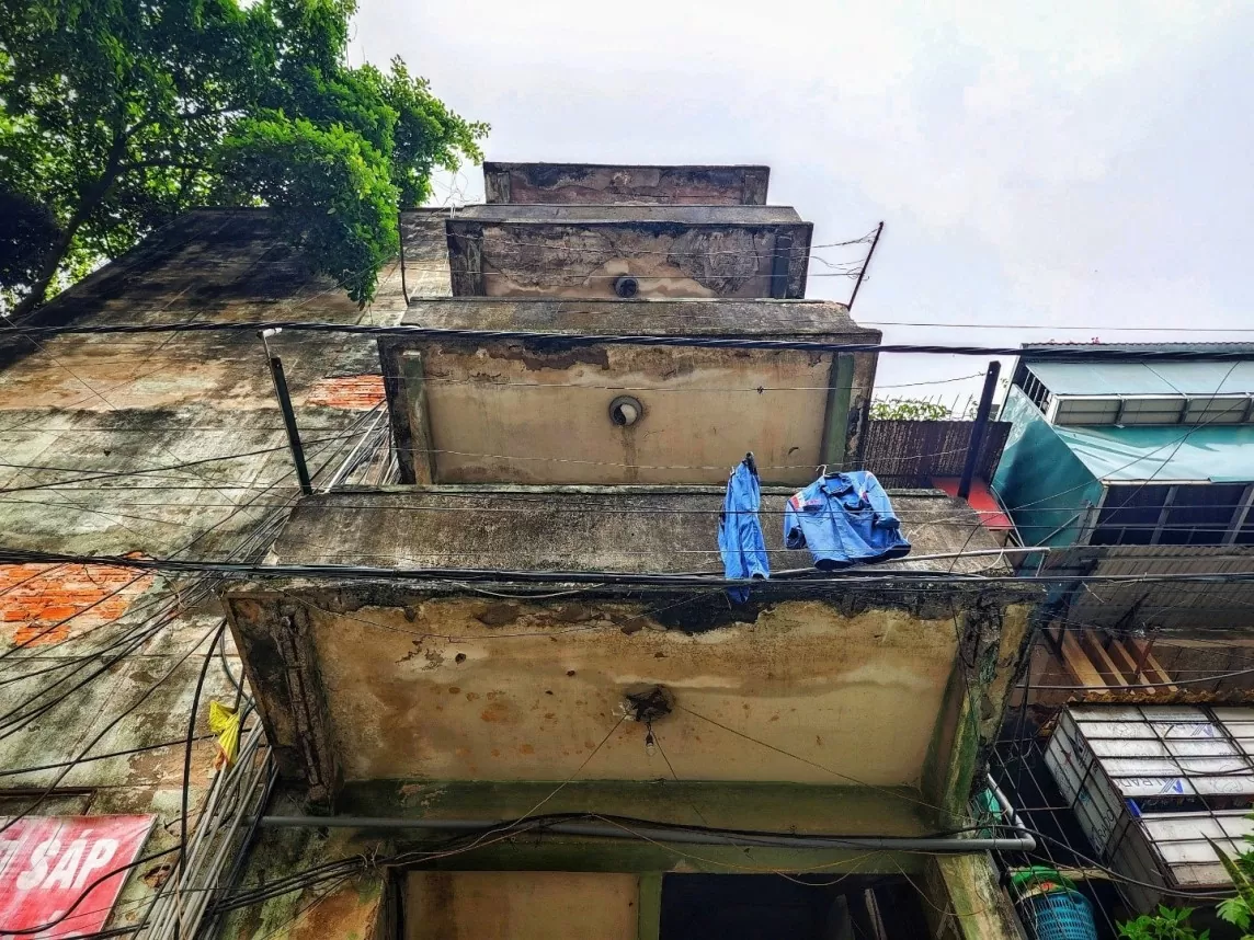 Hà Nội: Cận cảnh nhà tập thể dù “hết đát”, giá vẫn hơn nửa tỉ đồng 1 căn Hà Nội: Cận cảnh nhà tập thể dù “hết đát”, giá vẫn hơn nửa tỉ đồng 1 căn