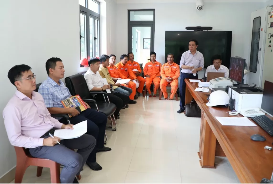 Họp đánh giá kết quả sau buổi diễn tập