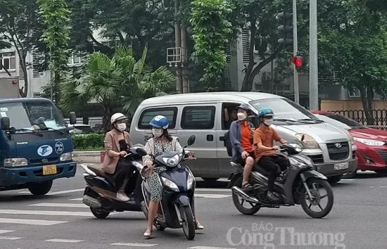 Dự báo thời tiết Hà Nội hôm nay 16/8/2024: Hà Nội ngày nắng, có mưa rào và dông, lốc, gió mạnh