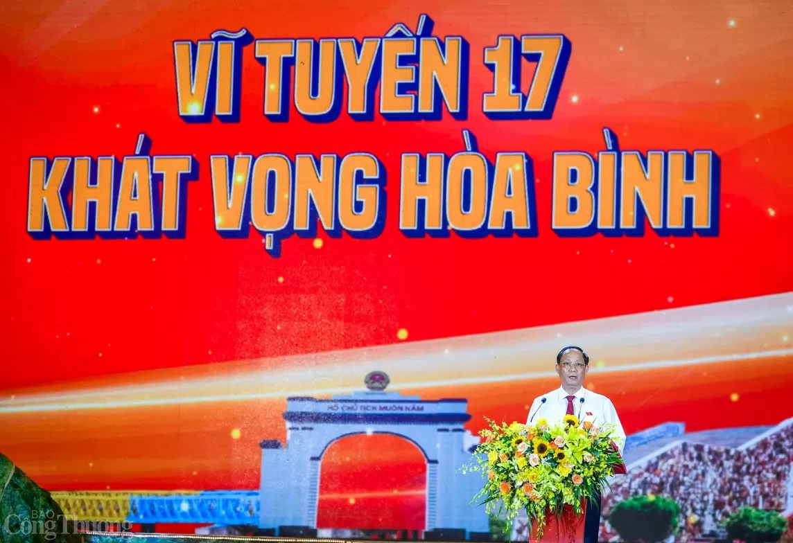 Hào hùng chương trình “Vĩ tuyến 17 - Khát vọng hòa bình”