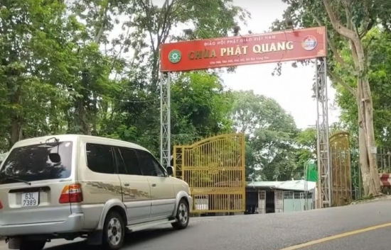 chua thuong toa thich chan quang tru tri bat ngo doi ten