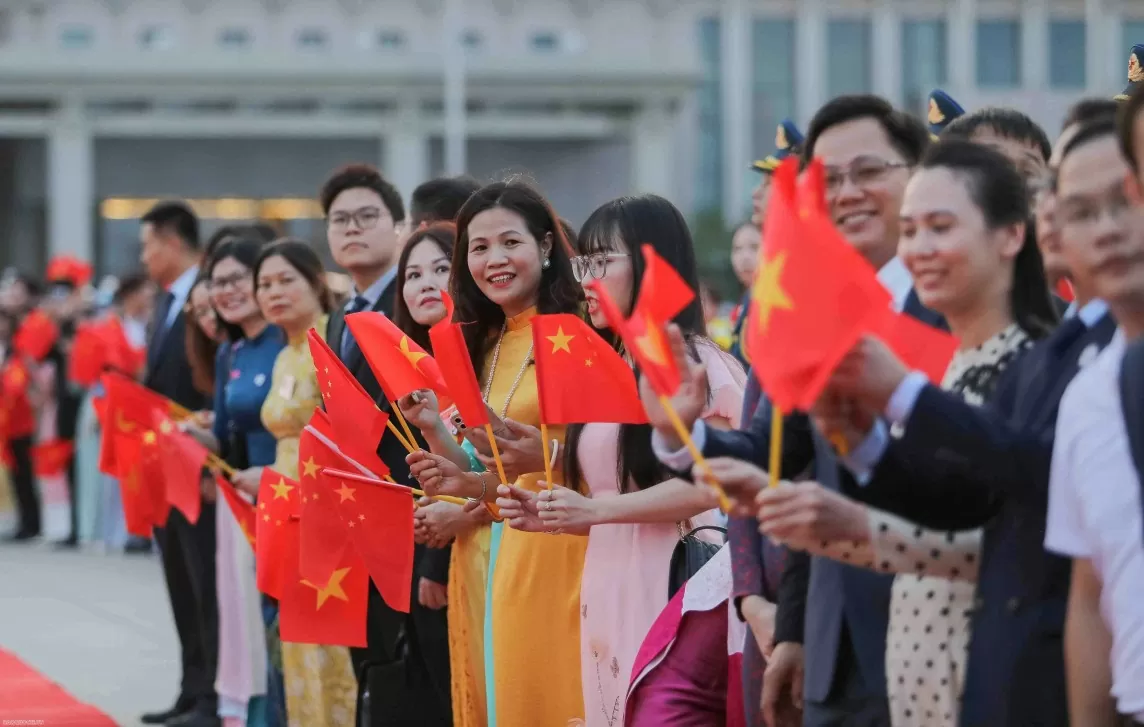 Tổng Bí thư, Chủ tịch nước Tô Lâm và Phu nhân đến Bắc Kinh, tiếp tục các hoạt động tại Trung Quốc