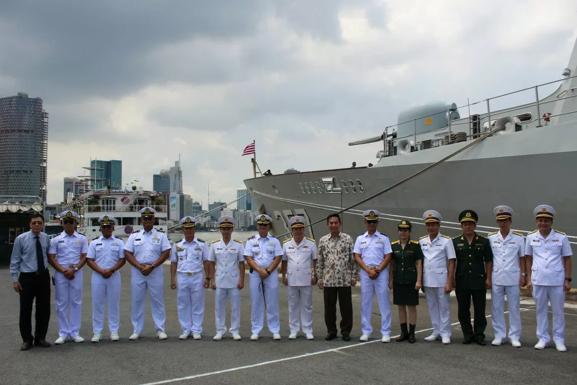 Tàu Hải quân Indonesia thăm Việt Nam