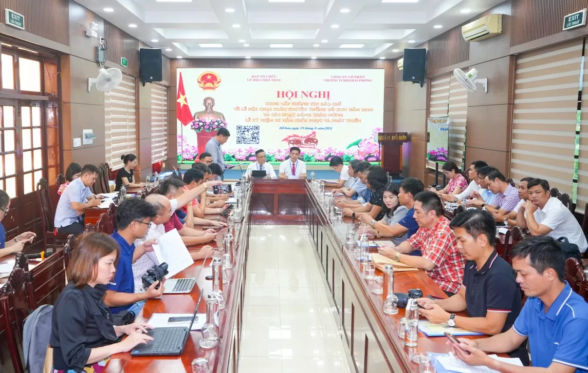 Phát hành 18.000 vé miễn phí tham dự Lễ hội Chọi trâu Đồ Sơn 2024