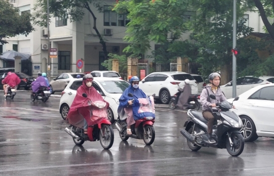 thoi tiet ha noi ngay mai 2382024 ha noi co mua rao va dong co noi mua to