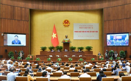 pho thu tuong le thanh long can can thuong mai tich cuc duy tri xuat sieu lien tuc